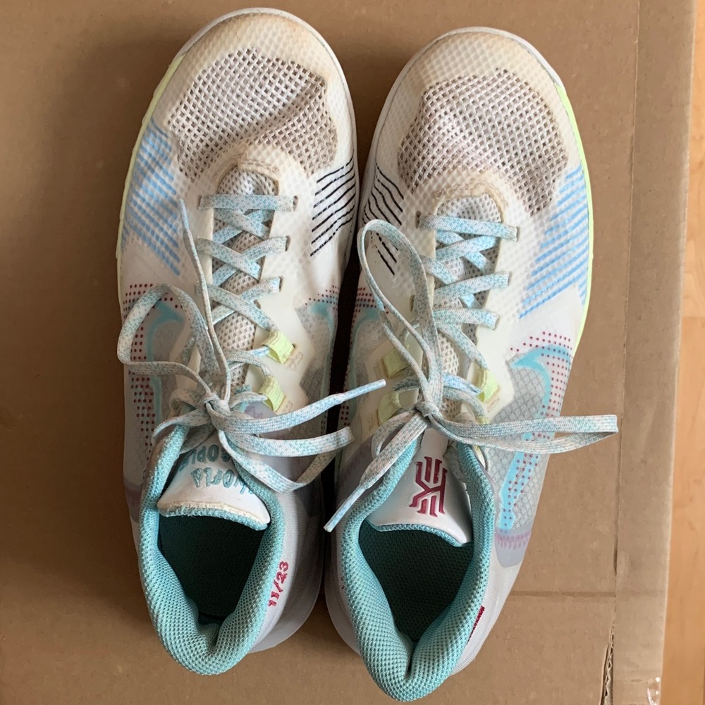 Nike Kyrie flytrap sneakers